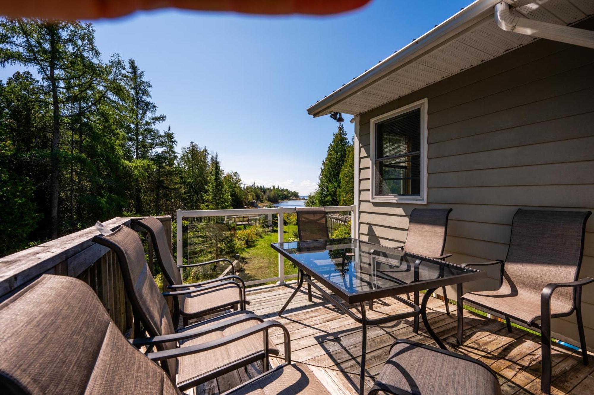 Kayak Cove - Tobermory Villa Exterior photo